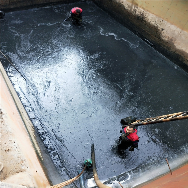 兴城废水池清理